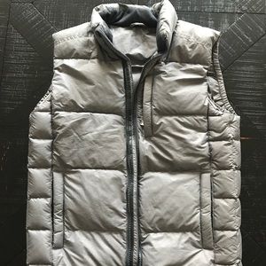 Lululemon - men’s puffer vest